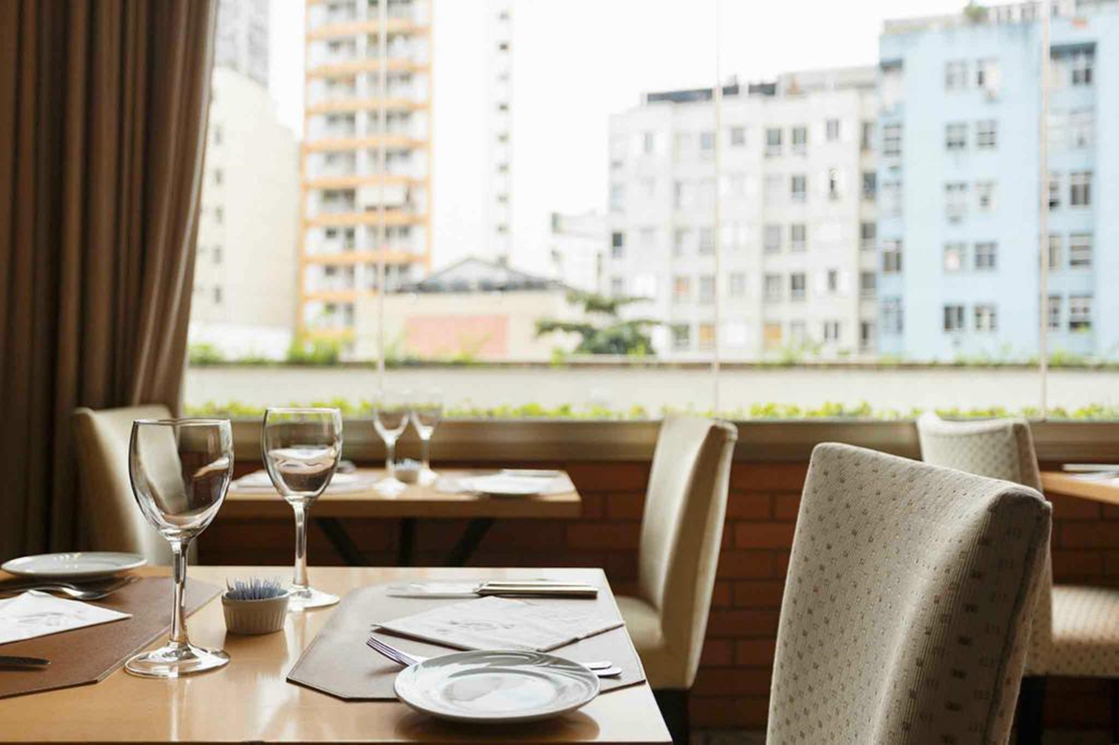 Mercure Rio De Janeiro Botafogo Mourisco المطعم الصورة